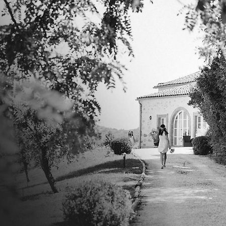 Domaine D'En Naudet Teyssode Exterior photo